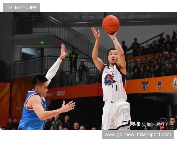 新赛季看点速览：辽篮首战广厦，广东锋将成长引关注，山西招揽德甲后卫