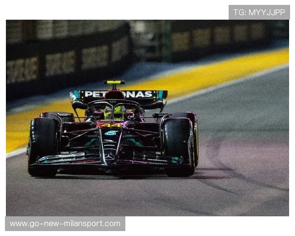 汉密尔顿法拉利2026赛车首秀刷新圈速，圣西罗赛道锁定首位